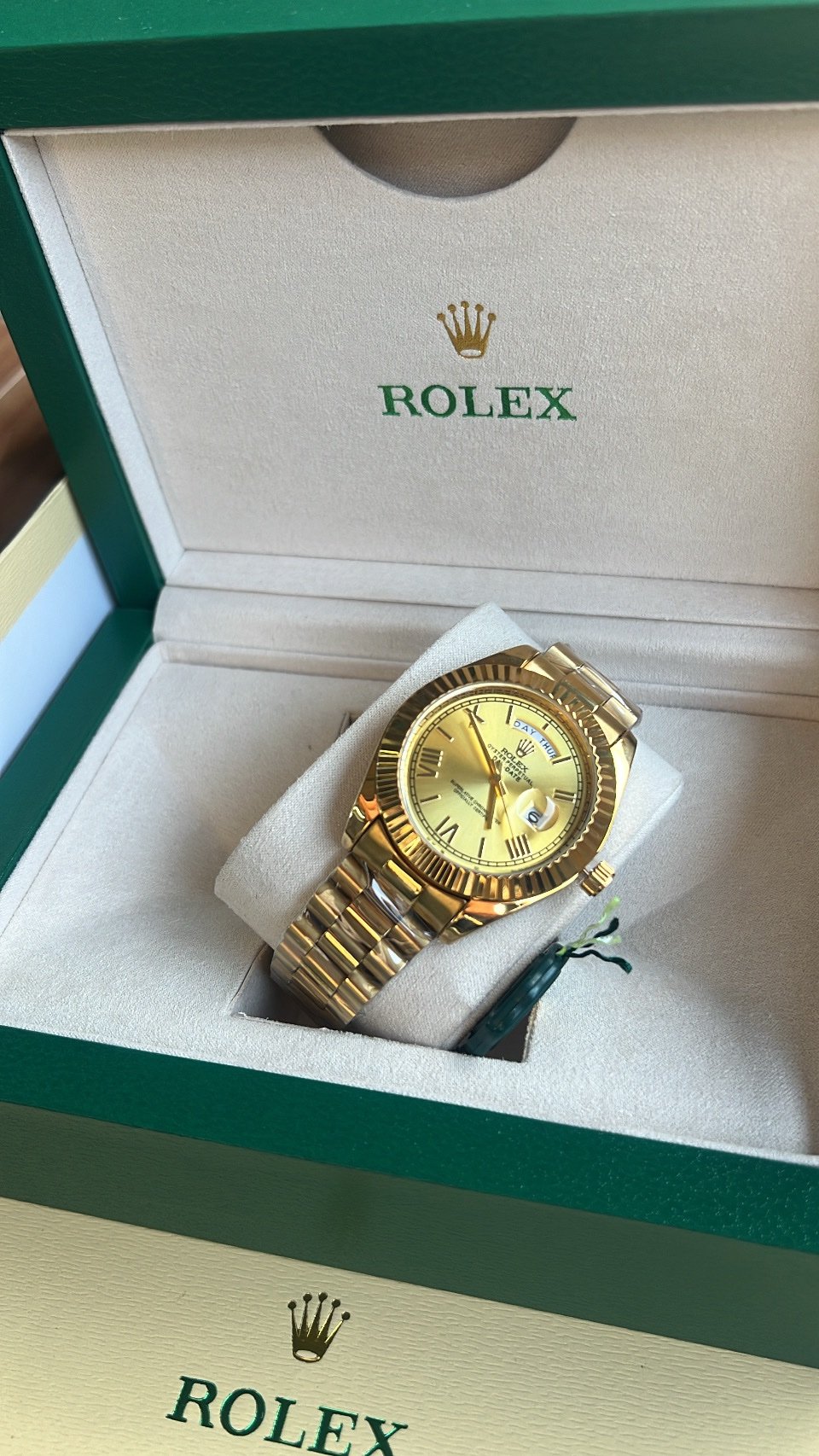 Rolex Oyster Perpetual Day-Date Quartz - Image 3