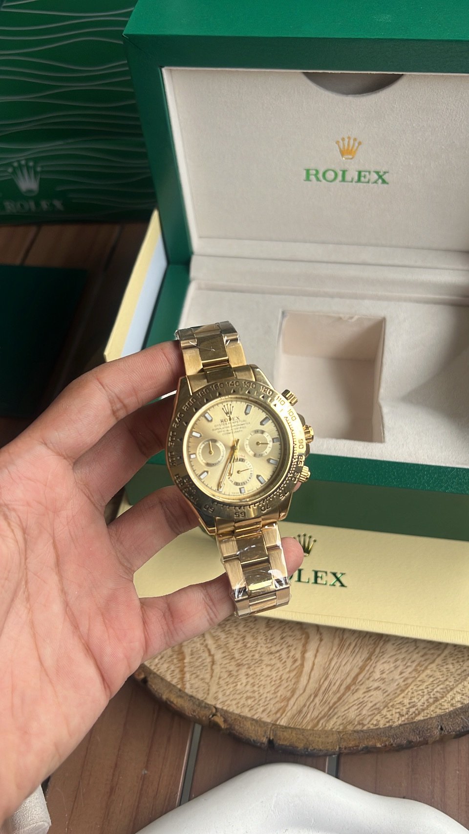 Rolex oyster Perpetual Daytona Quartz - Image 3