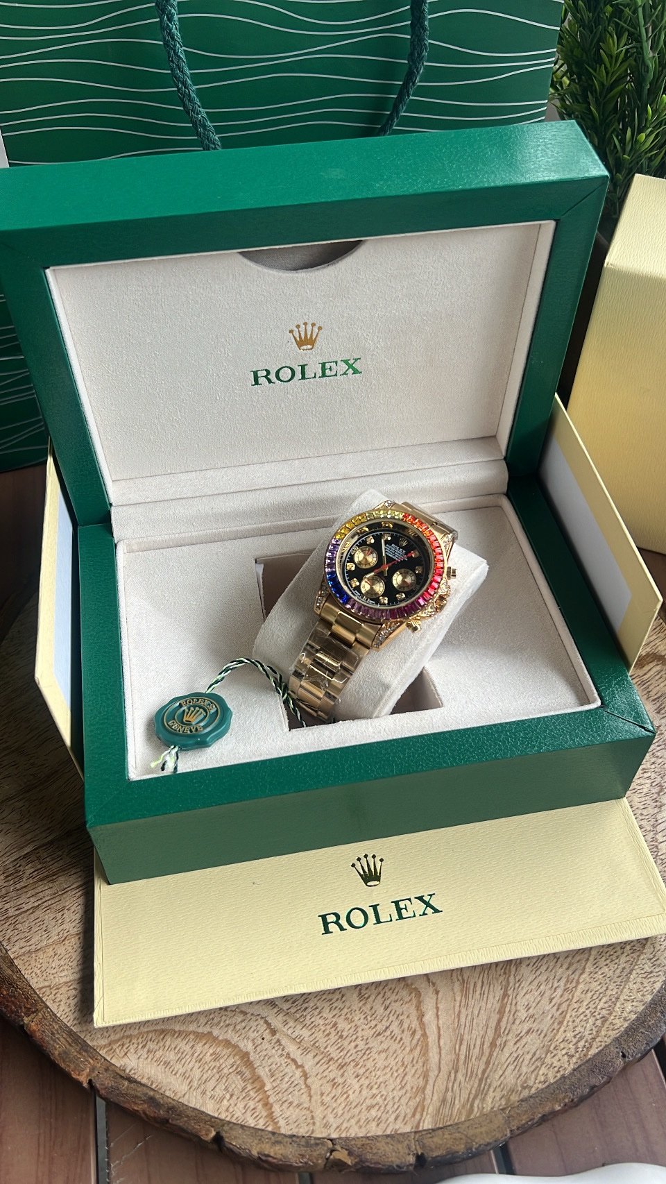 Rolex Oyster Perpetual Daytona Quartz - Image 2