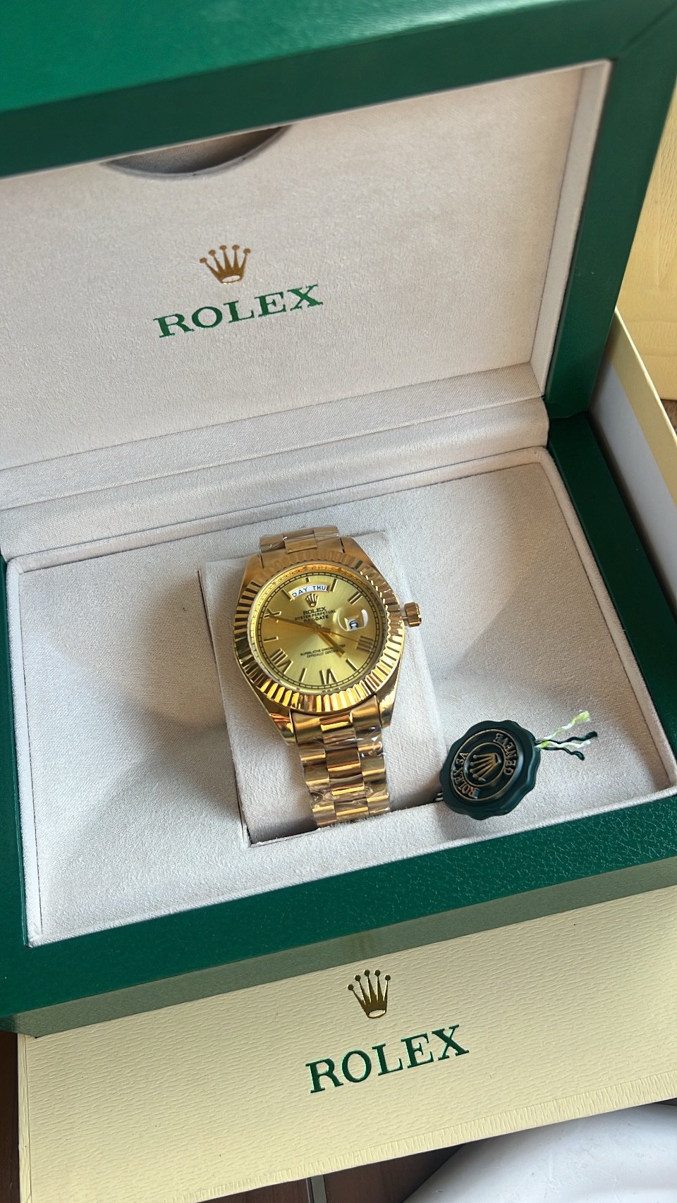 Rolex Oyster Perpetual Day-Date Quartz - Image 4