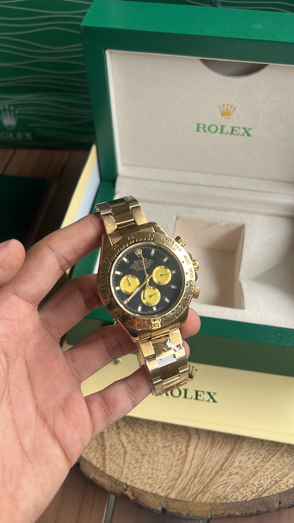 Rolex Oyster Perpetual Daytona Quartz - Image 5