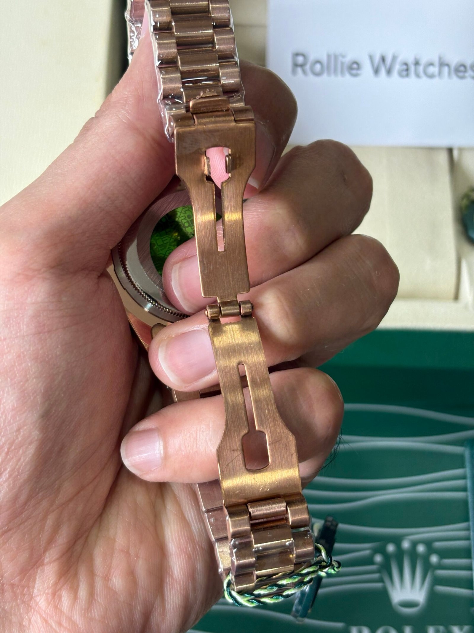 Rolex Oyster Perpectual Day Date Quartz - Image 3