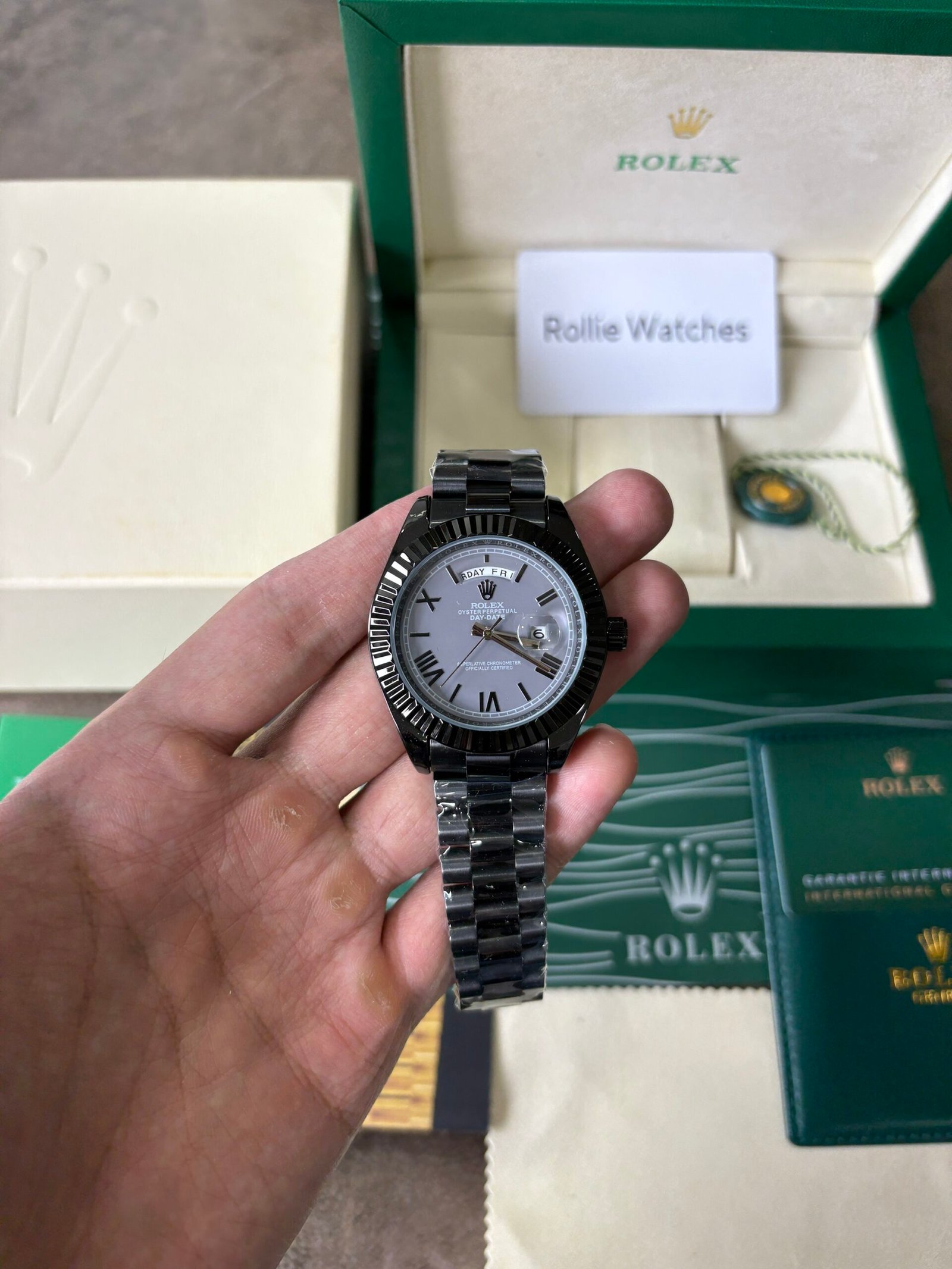 Rolex Oyster Perpectual Day Date Quartz - Image 8