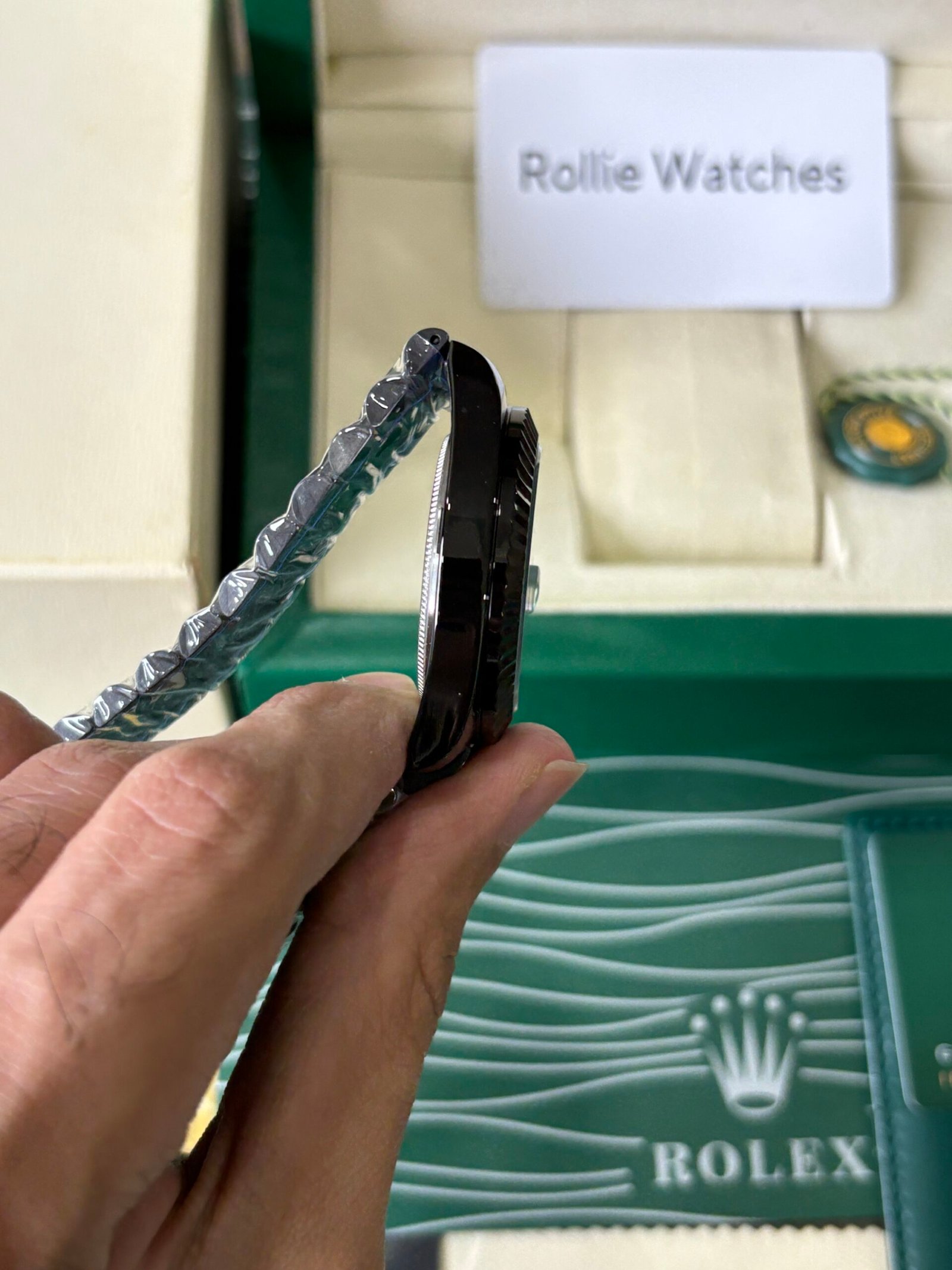 Rolex Oyster Perpectual Day Date Quartz - Image 5