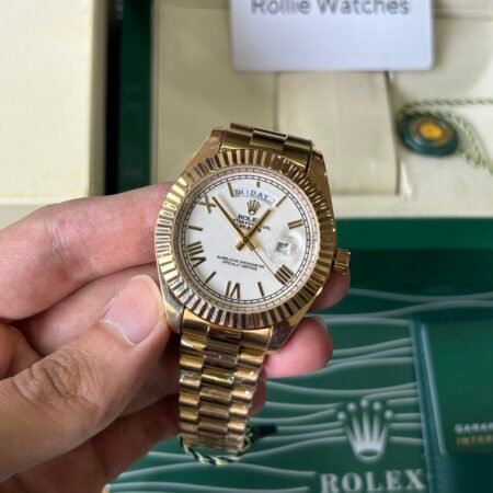 Rolex Oyster Perpectual Day Date Gold white Quartz