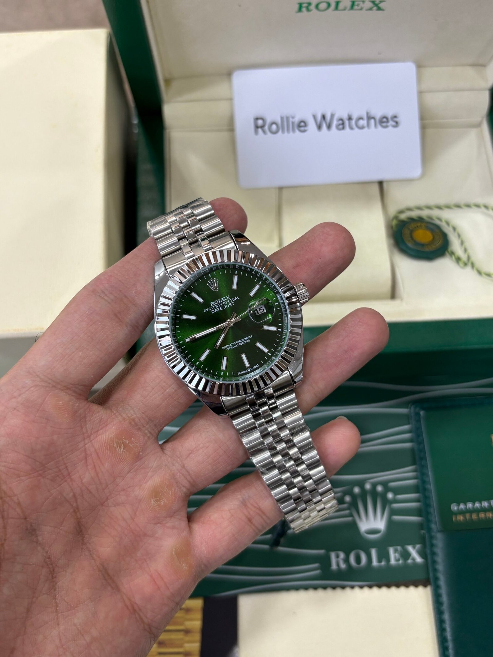 Rolex Oyster Perpetual Date Just Quartz - Image 4
