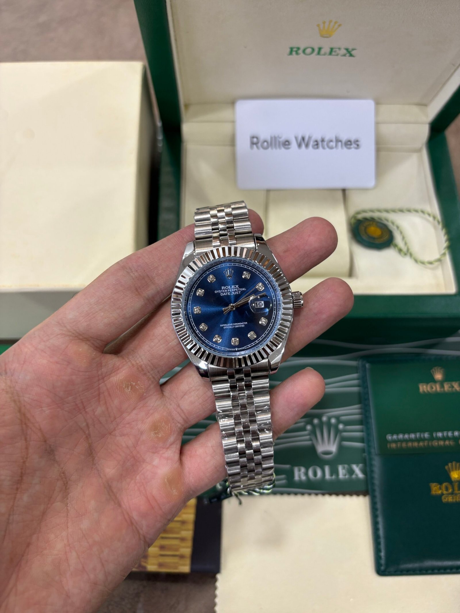 Rolex Oyster Perpetual Date Just Quartz - Image 9