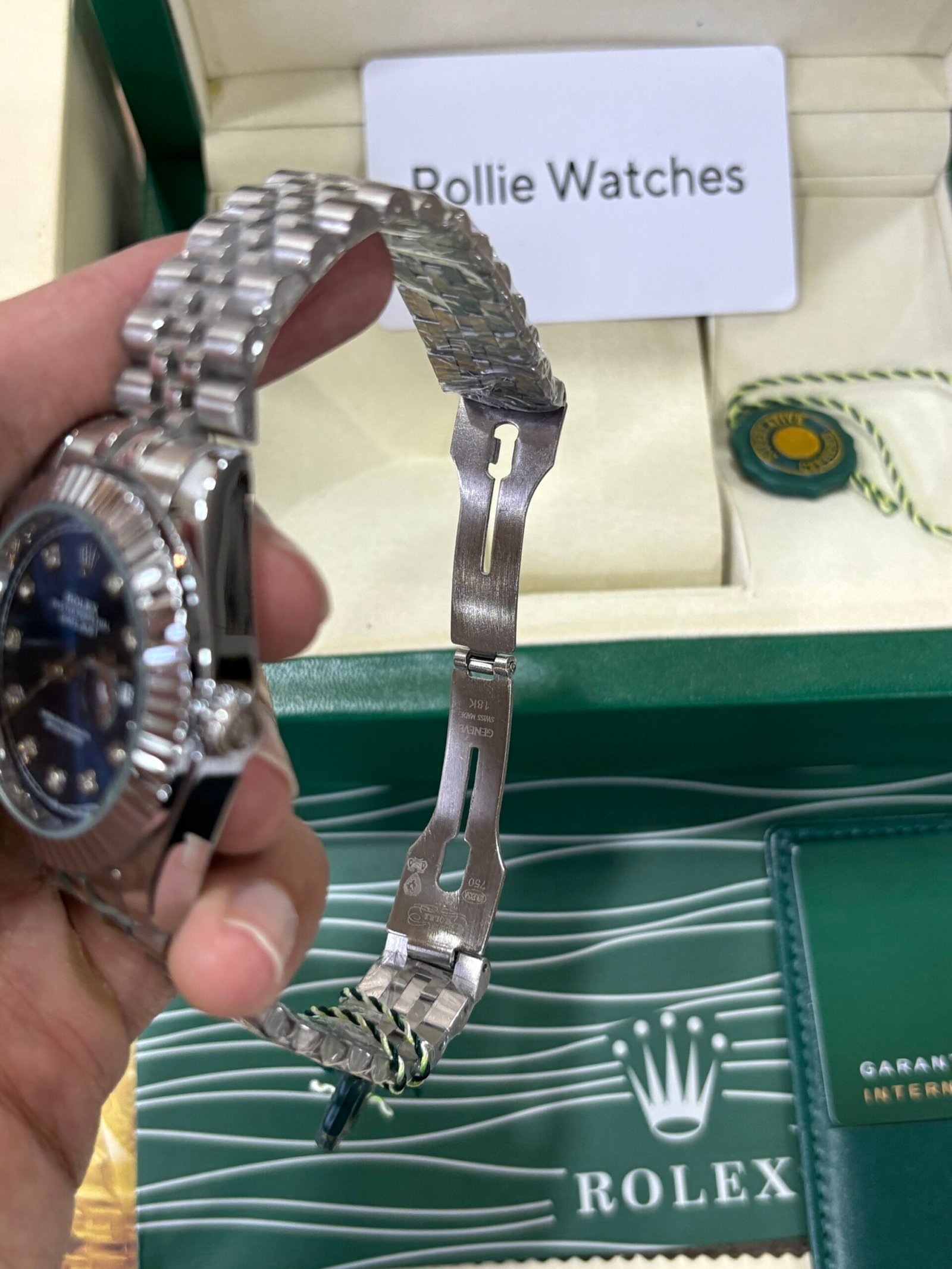Rolex Oyster Perpetual Date Just Quartz - Image 3