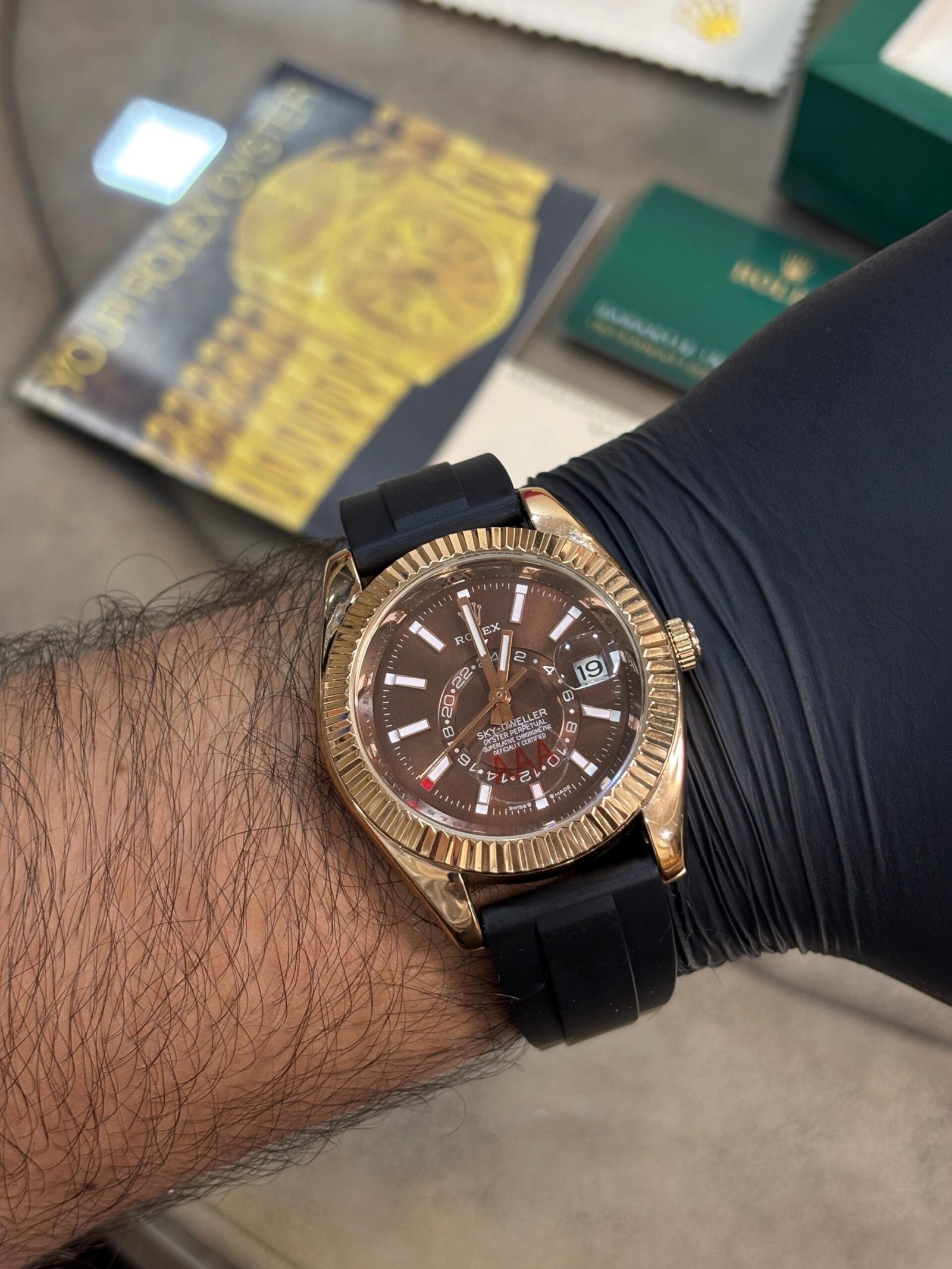 Rolex Oyster perpetual Sky Dweller - Image 2