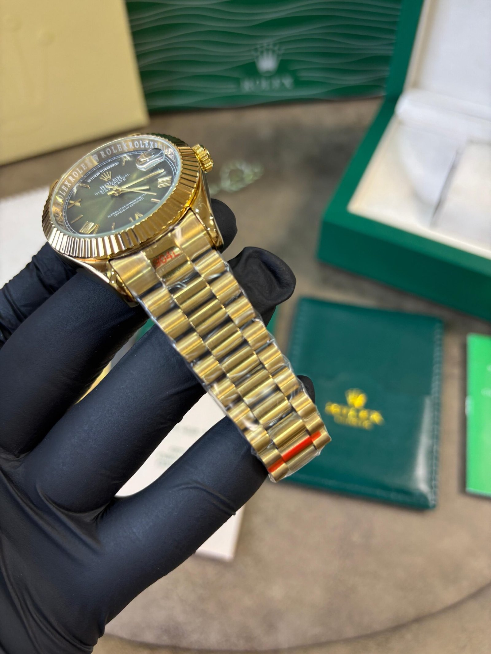 Rolex Oyster perpetual Day Date Automatic Gold Green - Image 8