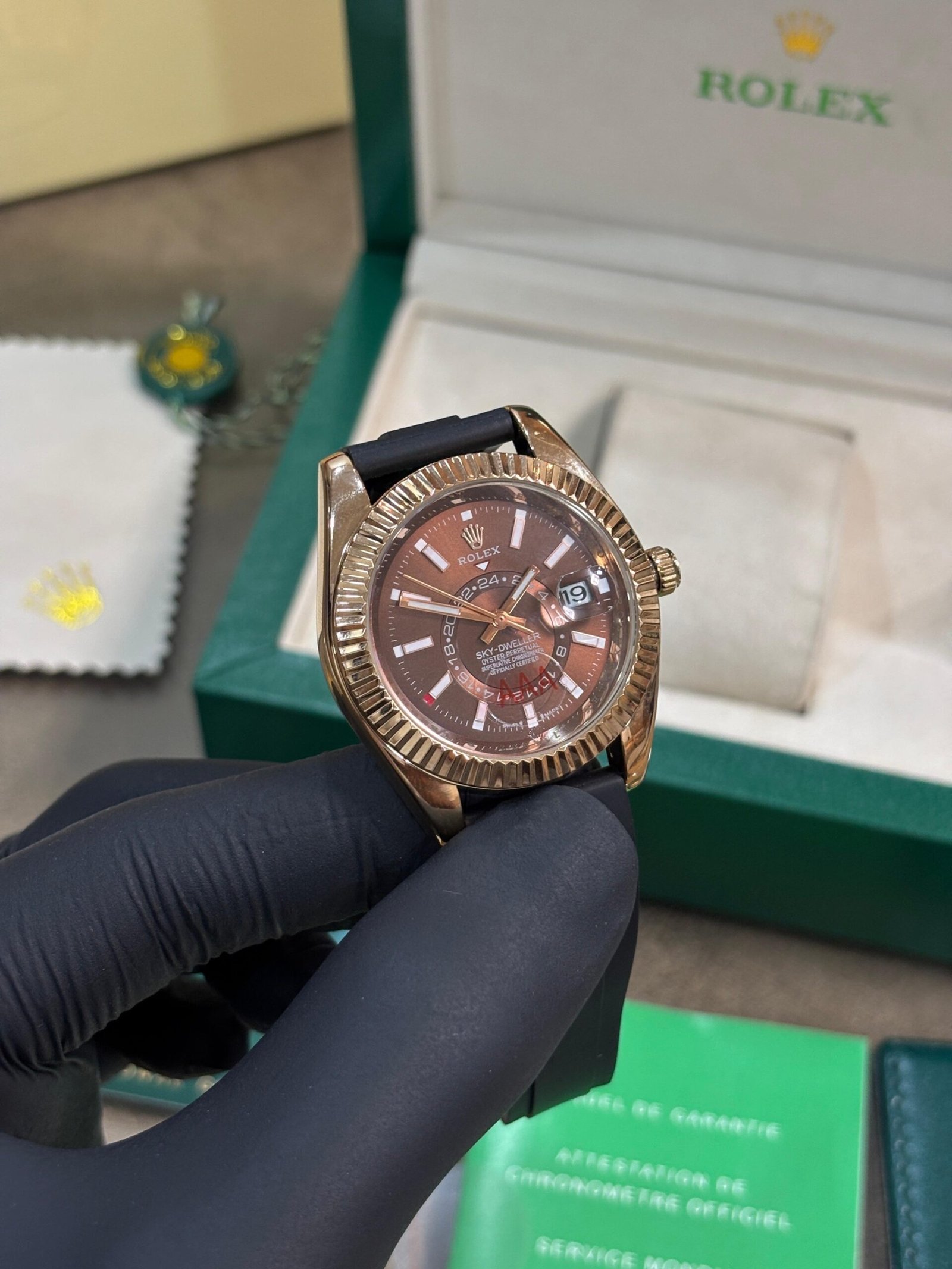 Rolex Oyster perpetual Sky Dweller - Image 3