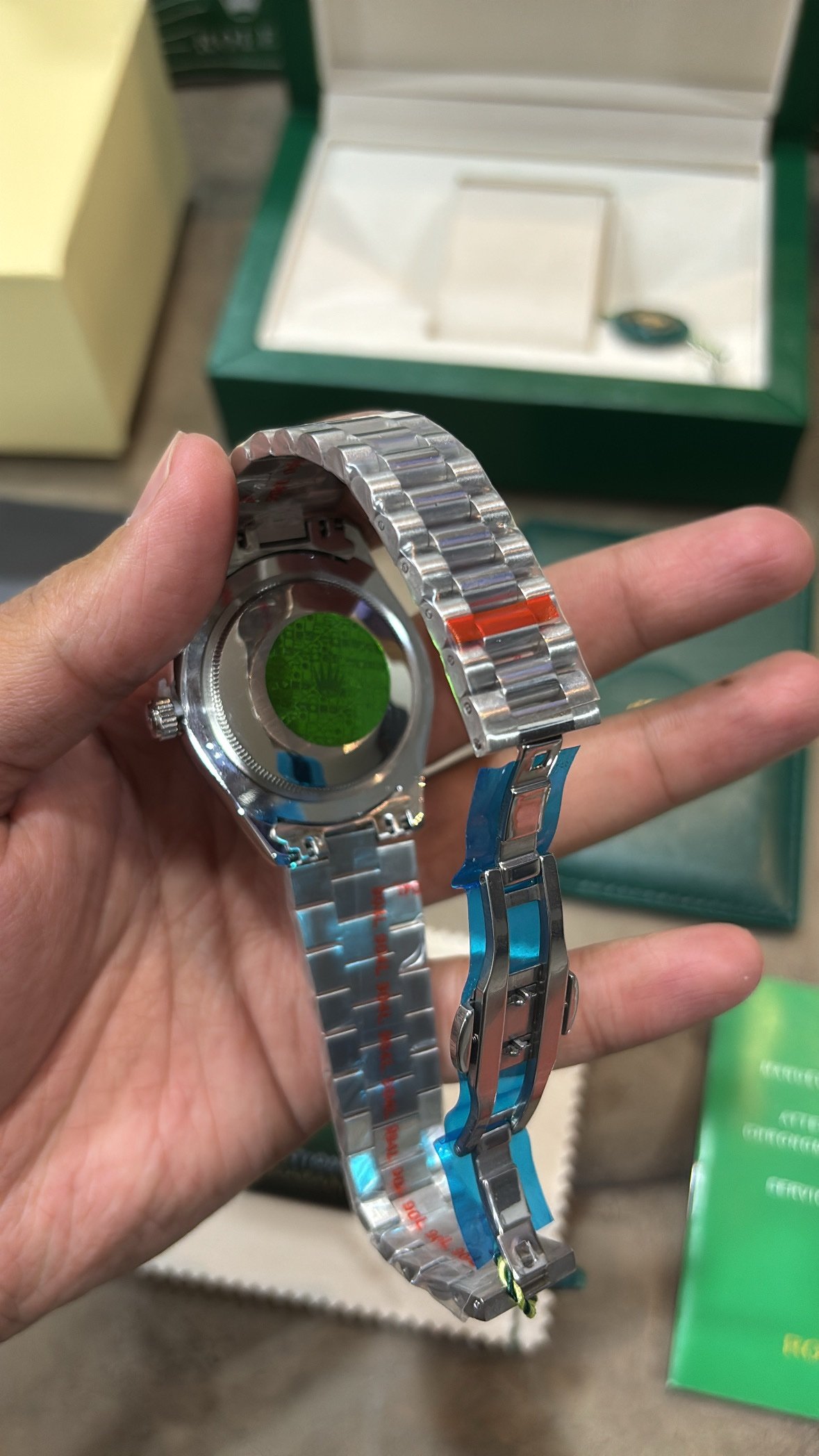 ROLEX OYSTER PERPETUAL DAY DATE - Image 2