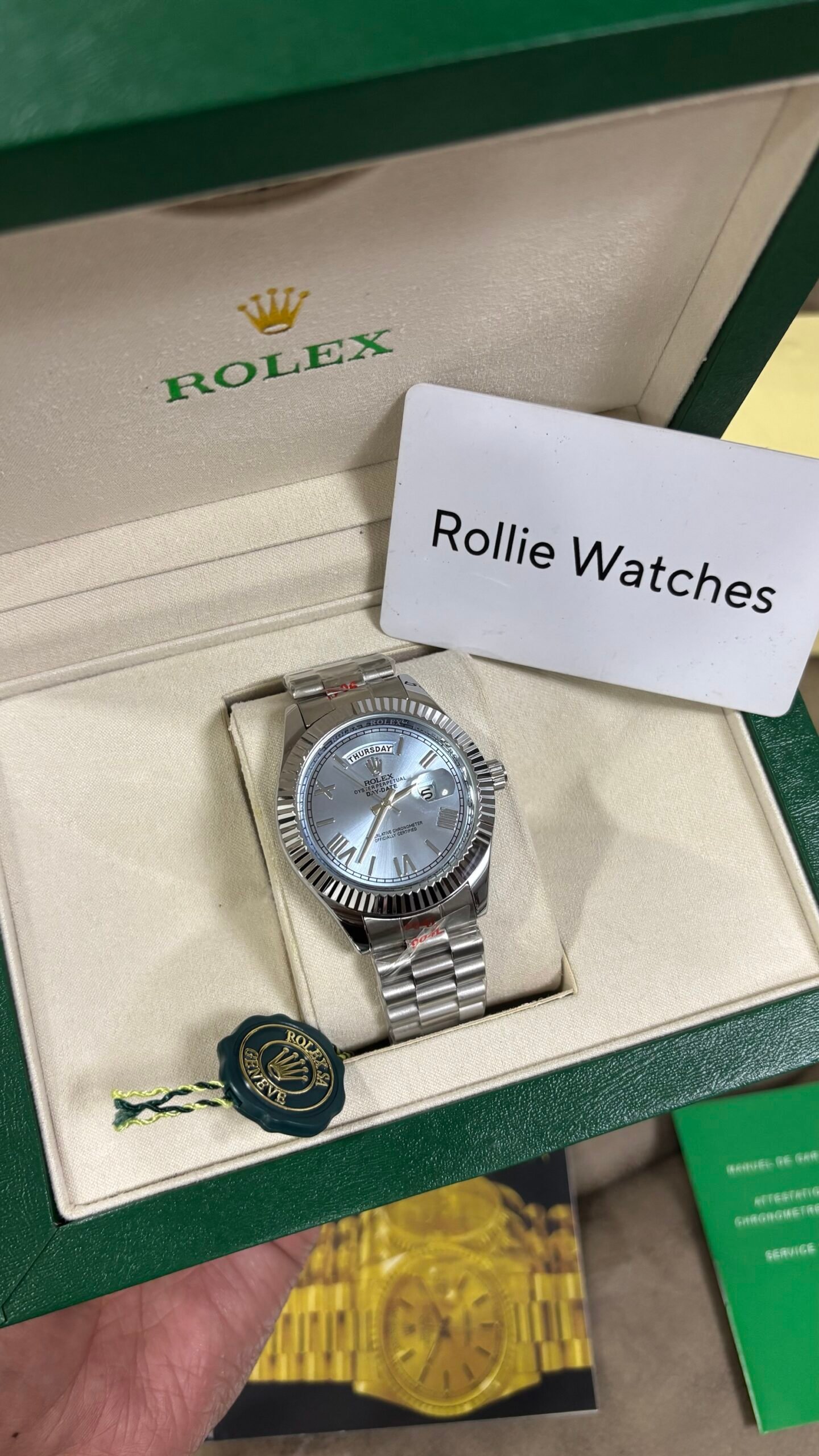 ROLEX OYSTER PERPETUAL DAY DATE