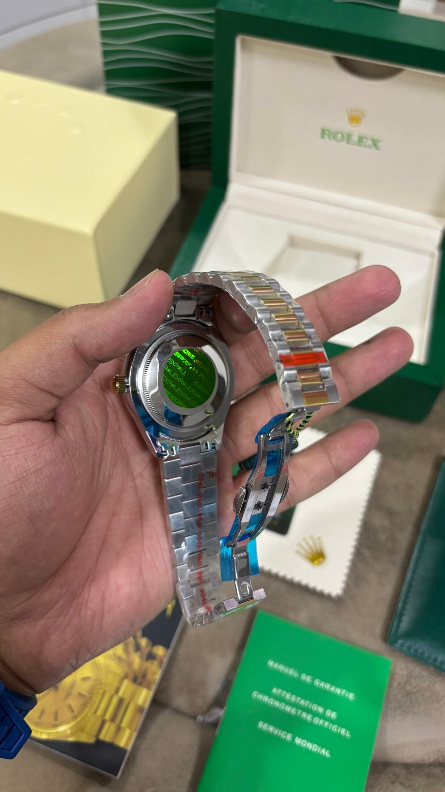 ROLEX OYSTER PERPETUAL DAY DATE - Image 3