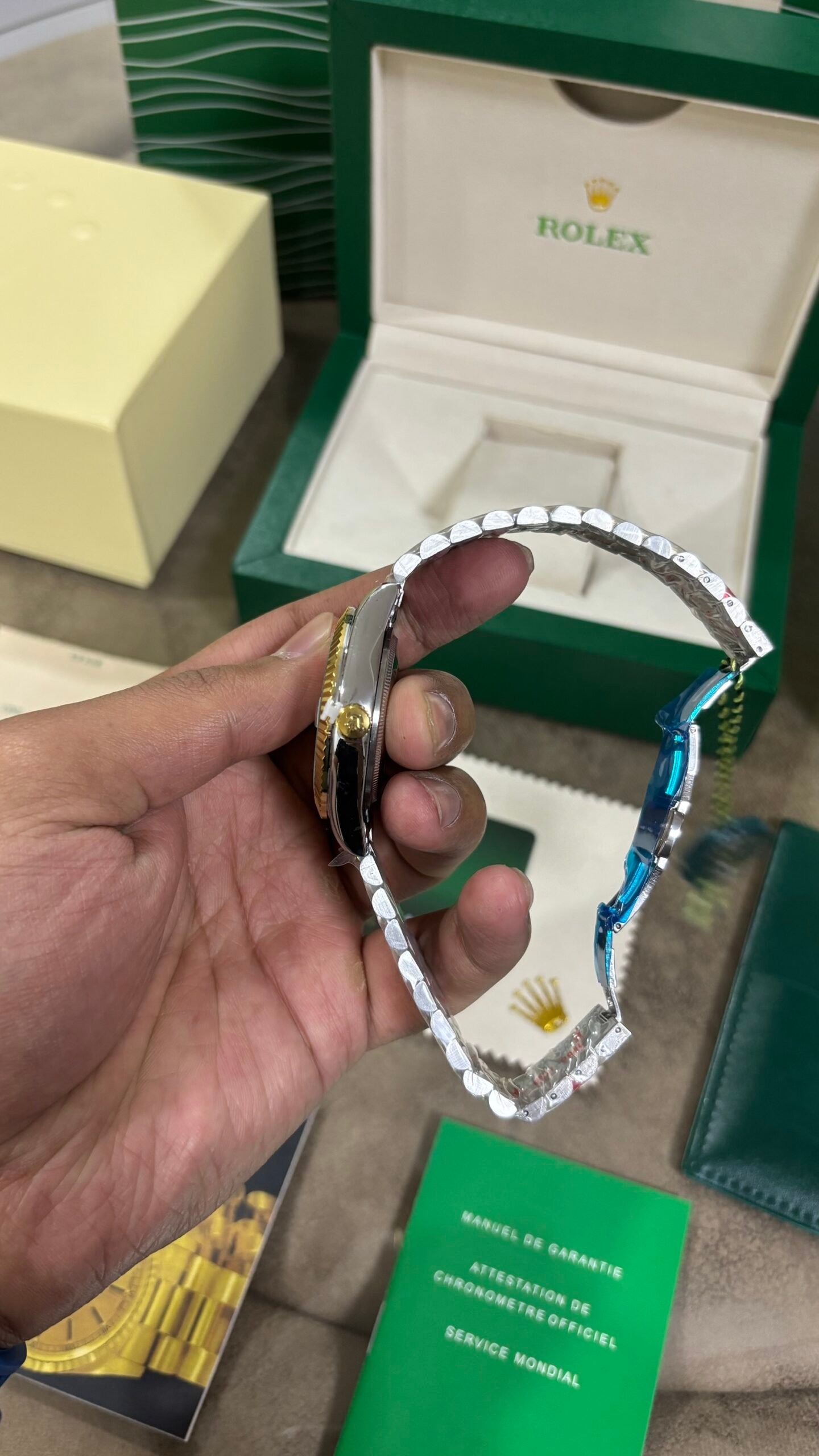 ROLEX OYSTER PERPETUAL DAY DATE - Image 2