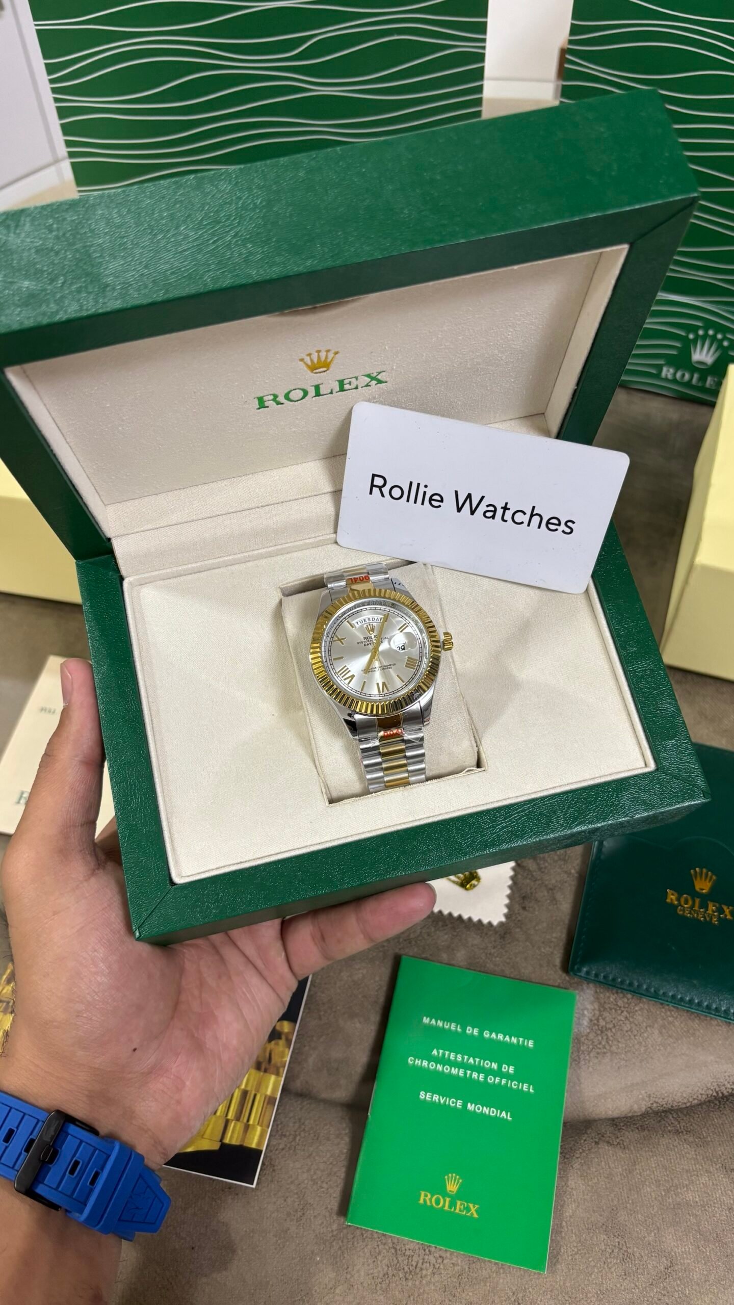 ROLEX OYSTER PERPETUAL DAY DATE - Image 5