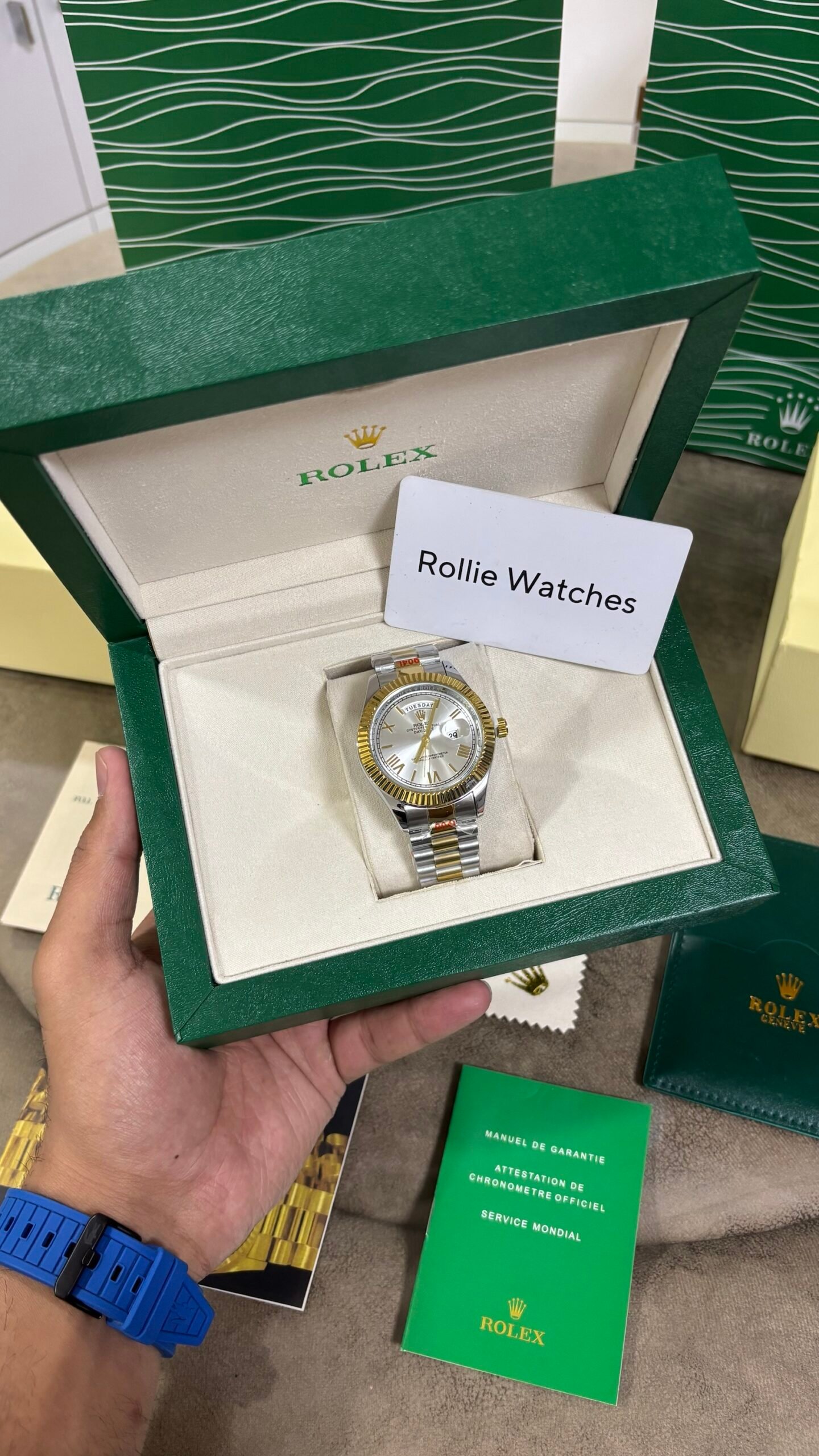 ROLEX OYSTER PERPETUAL DAY DATE